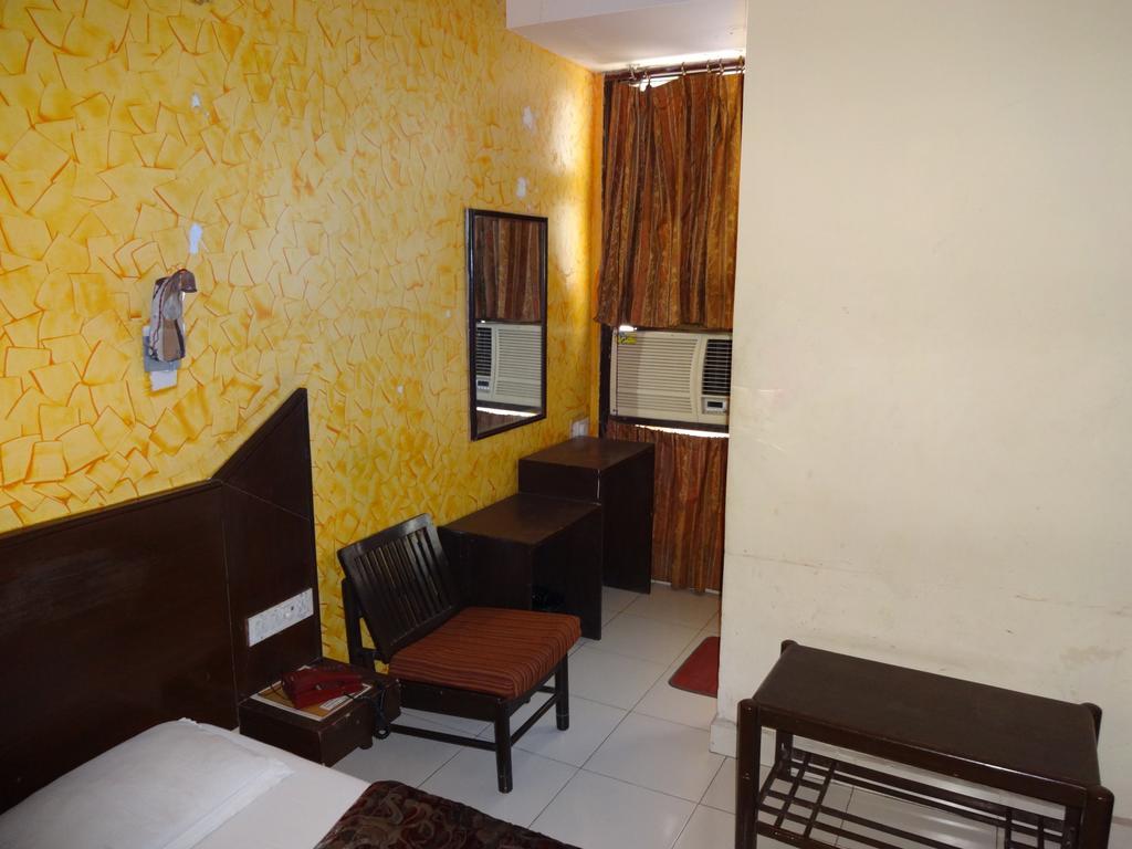 Hotel Elegant International Nové Dillí Pokoj fotografie